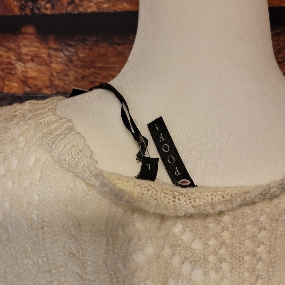 Sweater - Picture 4 of 4